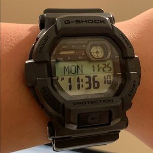 Meet your Posher, Jonathan